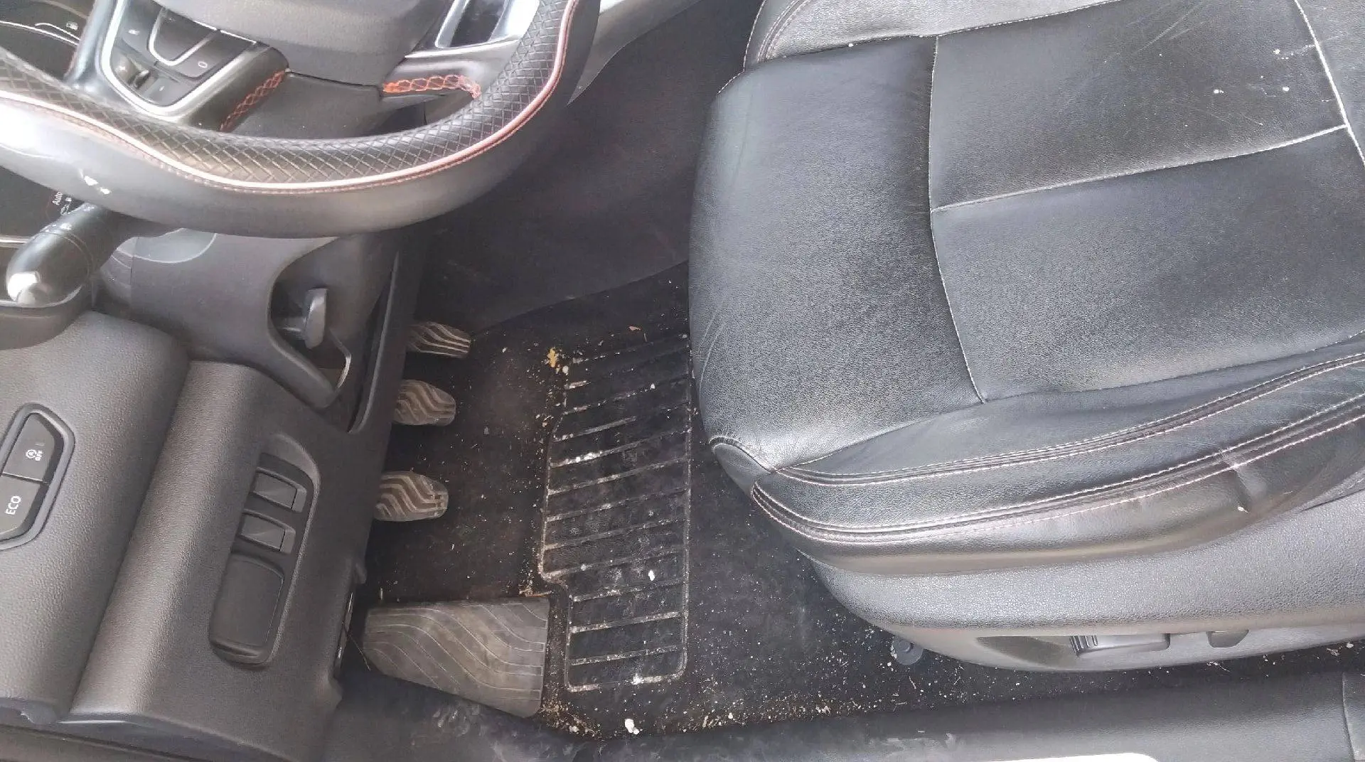 Siège de voiture avant intervention